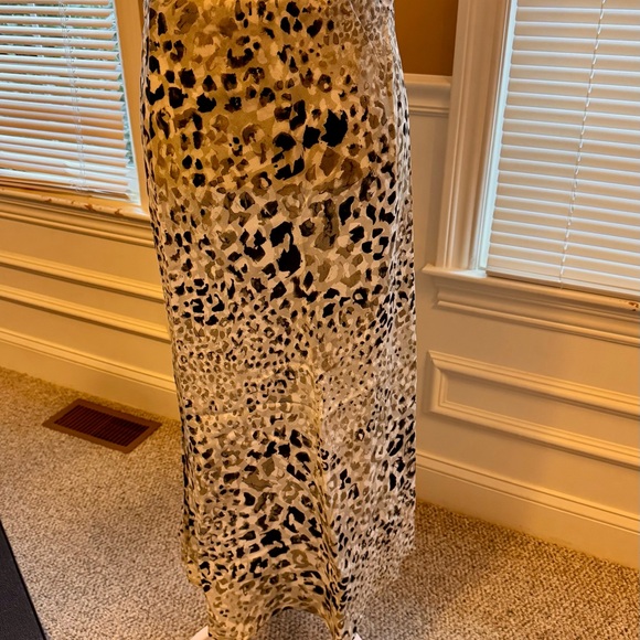 Bella Dahl abstract print slip skirt (size: M) - Picture 2 of 4